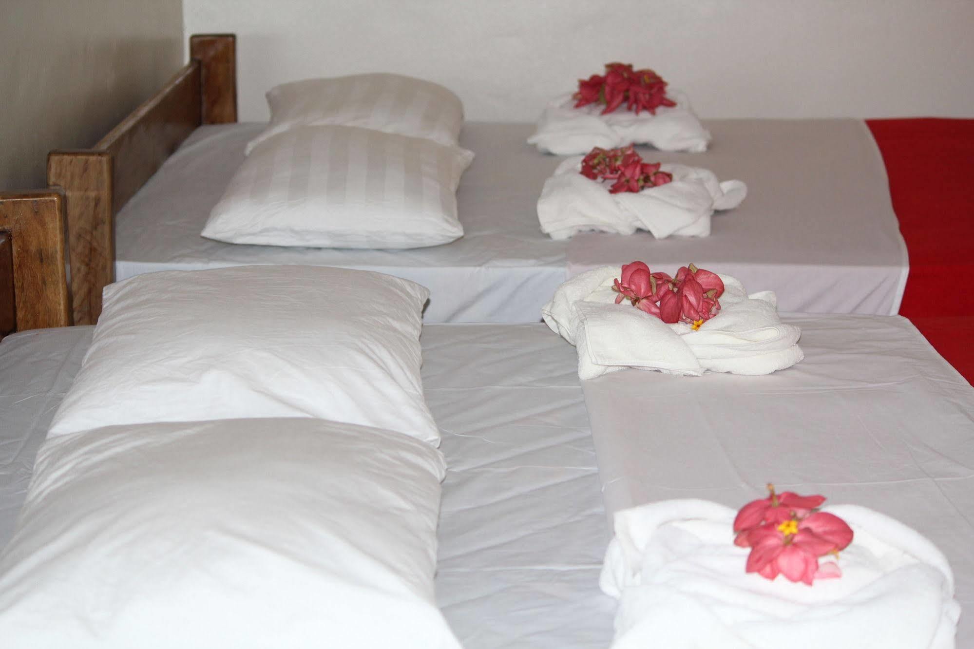 Pacific Paradise Motel Port Vila Ngoại thất bức ảnh