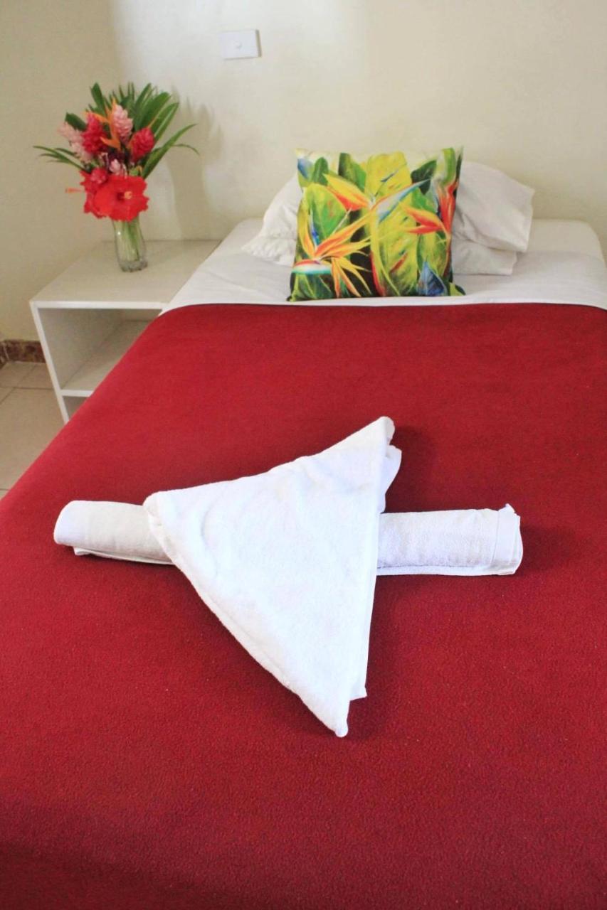 Pacific Paradise Motel Port Vila Ngoại thất bức ảnh